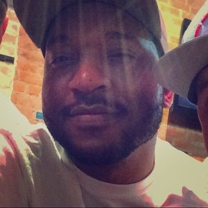 Meet your Posher, Joel